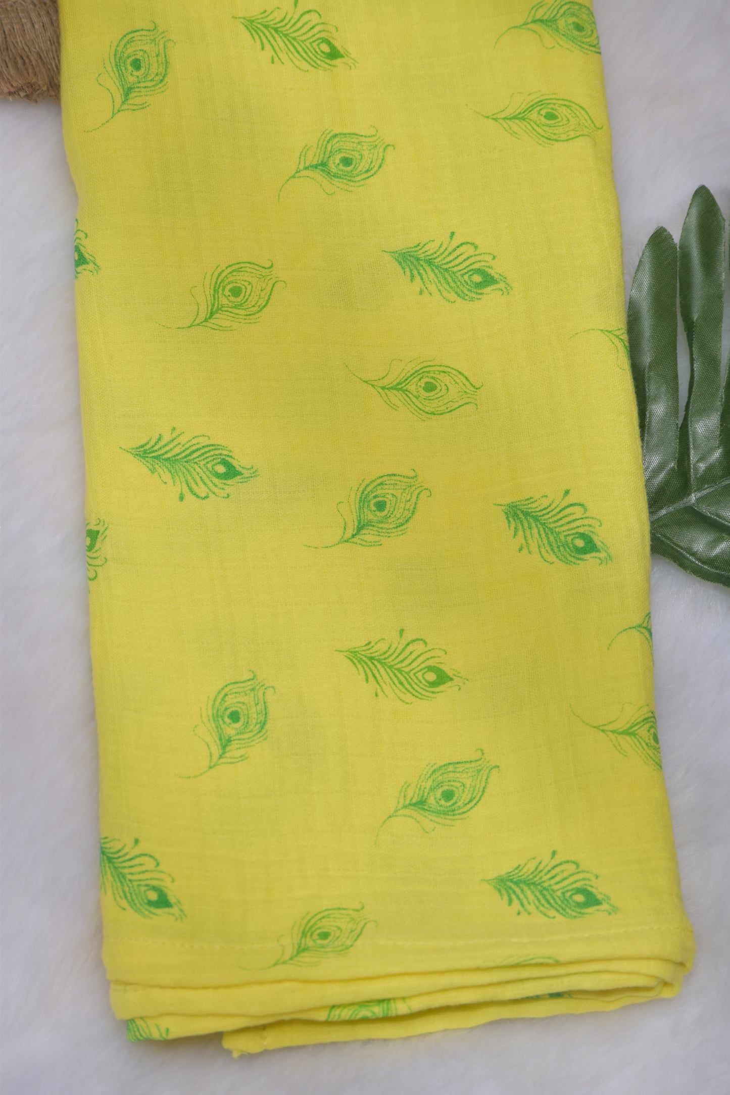 Feather Adult Towel