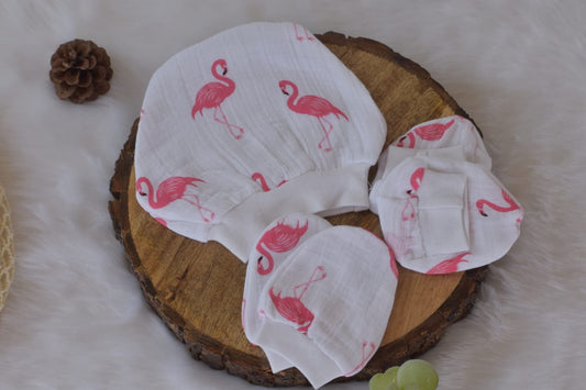 Mittens, caps & Booties - Flamingo